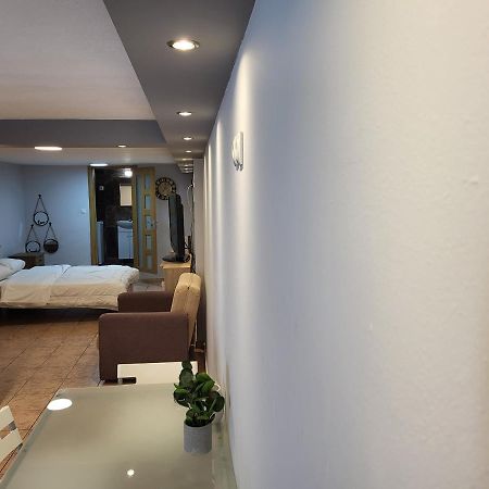 Urban Studio Apartment Кавала Екстериор снимка