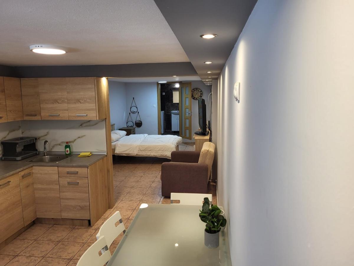 Urban Studio Apartment Кавала Екстериор снимка