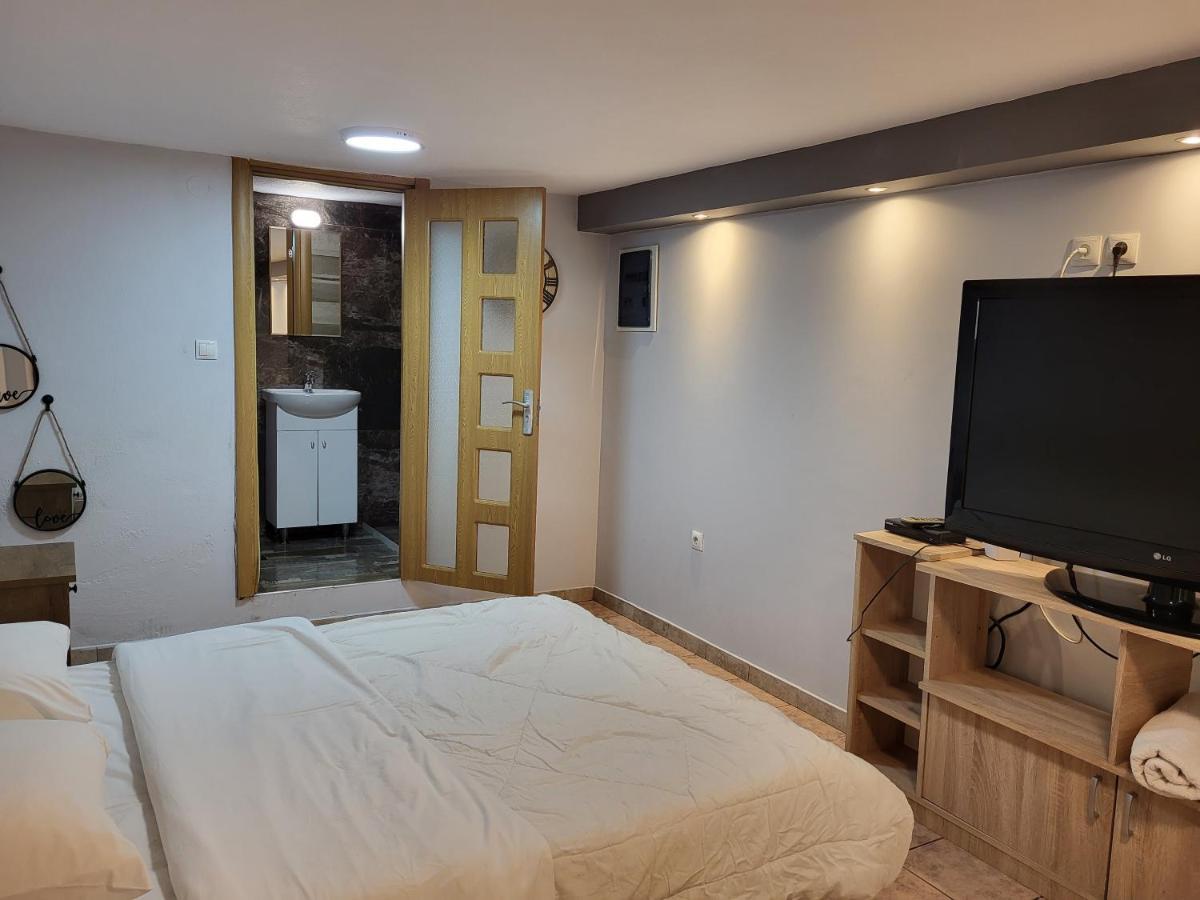 Urban Studio Apartment Кавала Екстериор снимка