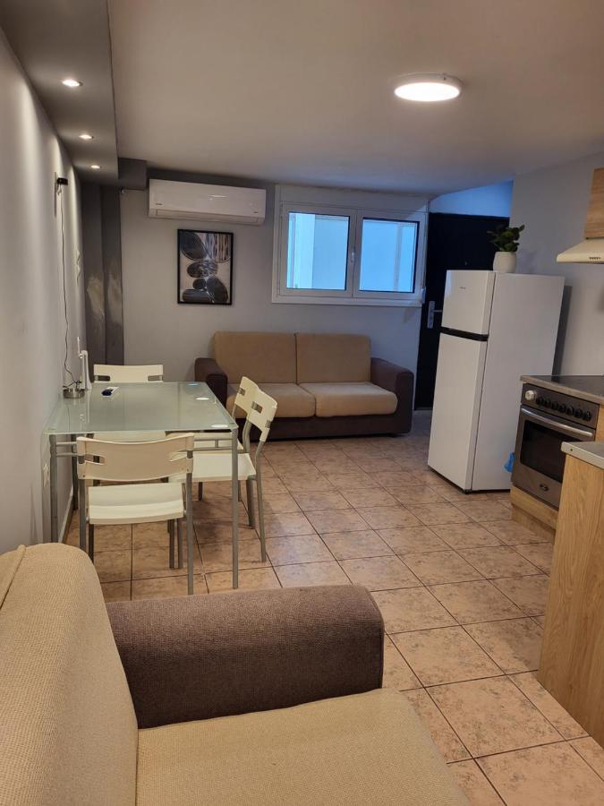 Urban Studio Apartment Кавала Екстериор снимка